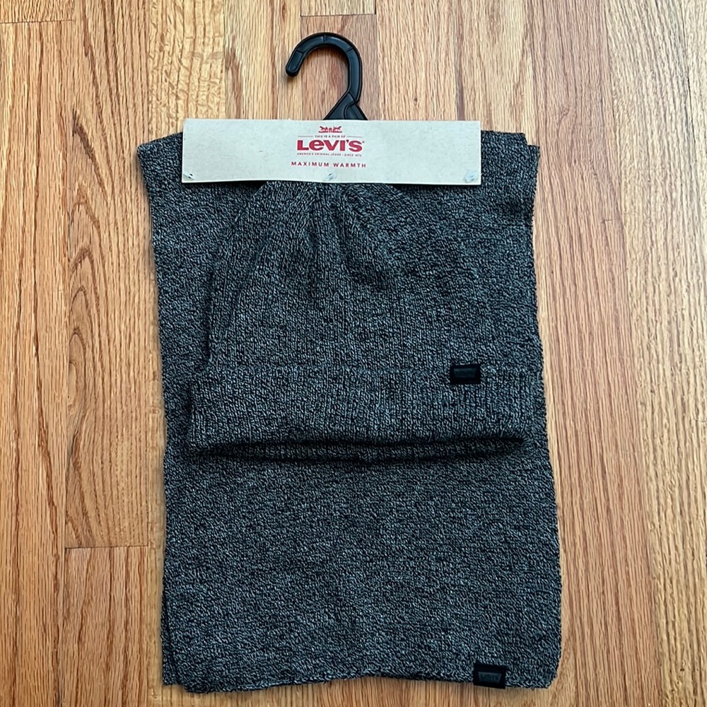 NEW Hat Scarf Set